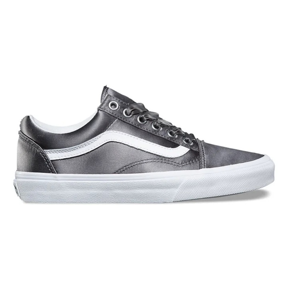 Vans Old Skool Satin Lux Sneakers Grey Silver Women’s 7.5 Ribbon Lace Up NEW